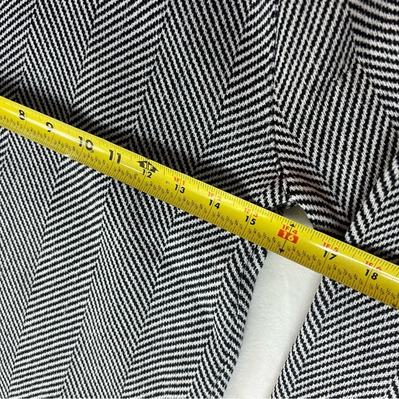 J. Crew XXS  Long Sleeve Funnelneck Pullover Black White Herringbone Turtleneck - Picture 5 of 7